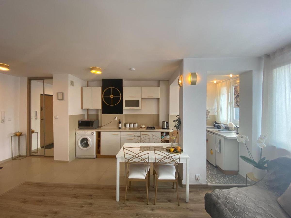 Vicky - New Apartment Centrum Srodmiescie 华沙 外观 照片